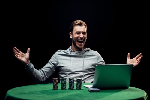 Ghid pentru a juca poker online